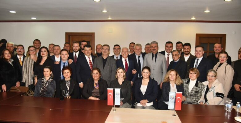 Bozbey’den sert çıkış: “Türkçeyi unuttunuz da Bulgarcaya Yunancaya mı başladınız!”