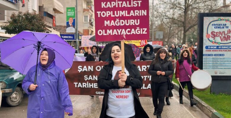 Gemlik’te 8 Mart Emekçi Kadınlar Günü Coşkusu