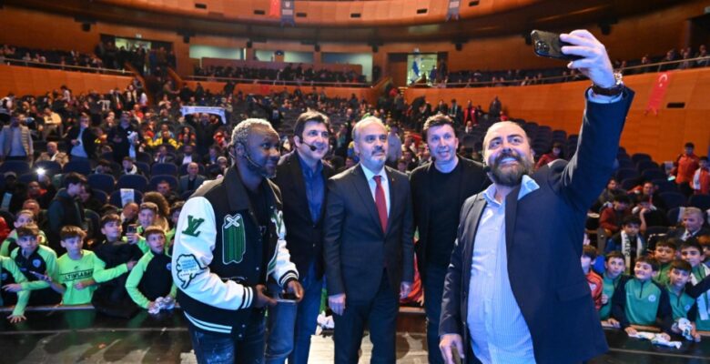 Büyükşehir, amatör kulüpleri güçlendiriyor