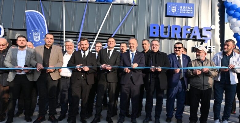 Burfaş Kafe Kent Meydanı’nda