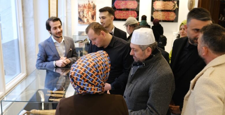 Kâbe hasretini dindiren sergi Bursa’da