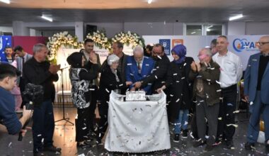 Huzurevi sakinlerine şenlik var Huzurevi sakinlerine şenlik var