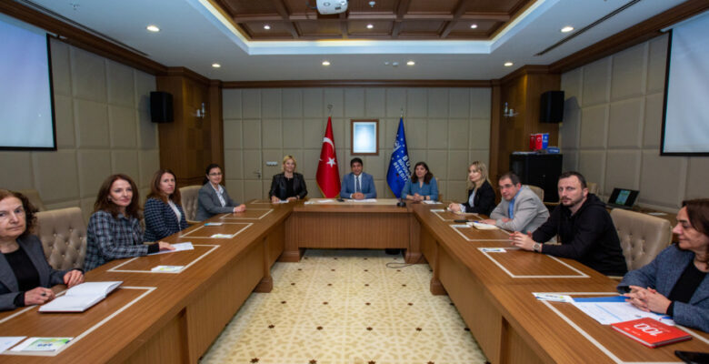 Üniversite öğrencilerine ‘Çevre Akademisi’