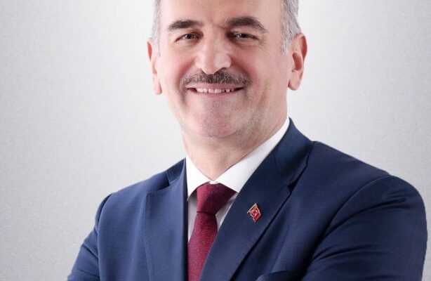 Refik Yılmaz, “Gemlik Kararını Verdi, Başkanını Bekliyor”