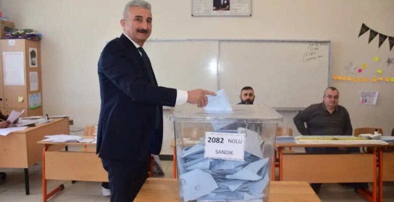 CHP İL BAŞKANI YEŞİLTAŞ: SANDIK KURULU BAŞKANLARINI UYARIYORUM