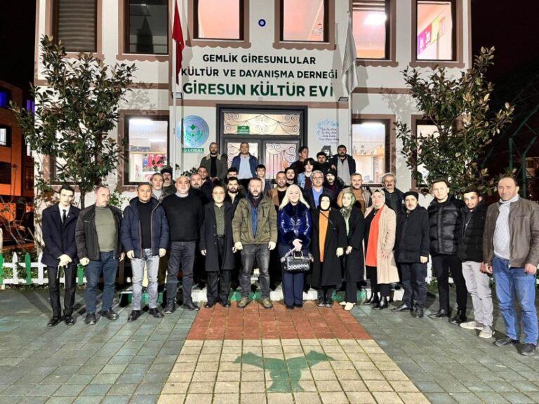 Toprakçı Giresunlular Derneğini Ziyaret Etti