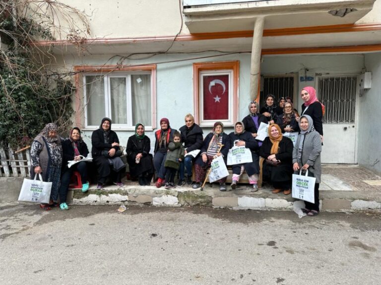 AYDA 10 BİN KİŞİ ZİYARET EDİLDİ