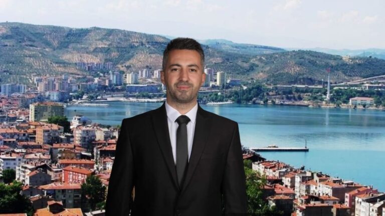 Sedat Akkuş “Gemlik Halkına Teşekkür Ediyorum”