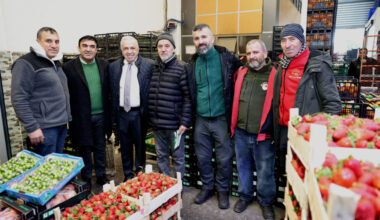 Şadi Özdemir Kent Hali’ni ziyaret etti