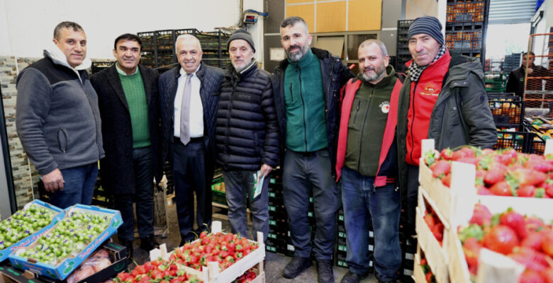 Şadi Özdemir Kent Hali’ni ziyaret etti