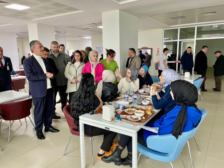 Refik Yılmaz’dan Hastane Çalışanlarına Kreş Sözü