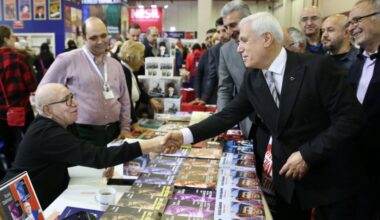 Bozbey TÜYAP’ta kitapseverlerle buluştu