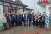 BURAK KURT KADINLAR GÜNÜNÜ UNUTMADI