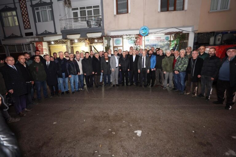 Şadi Özdemir’den CHP Gürsu adayı Haşim Öztürk’e destek