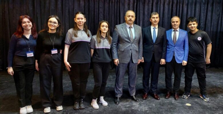 MEB Daire Başkanı Bekir Şirin Akif’i Anlattı