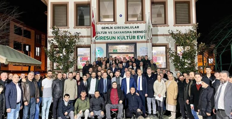 Refik Yılmaz’a İlgi Salona Sığmadı