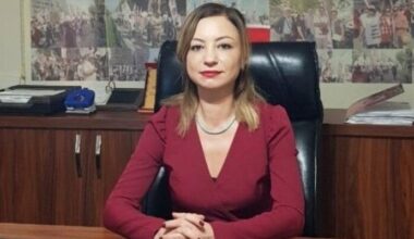 YELİZ TOY; “GENÇ ZİHİNLER GERİCİLİĞE TESLİM EDİLEMEZ”