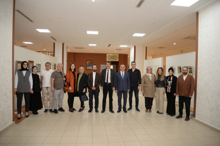 Akademisyenler “Karma Sergi” ile sanatını konuşturdu