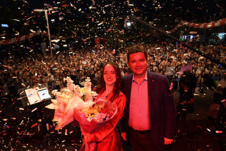 Osmangazili çocuklar Melis Fis ile coştu