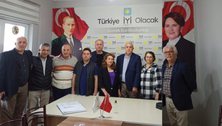 İYİ Parti Gemlik’te İlçe Başkanı Döngel Görevini Bıraktı