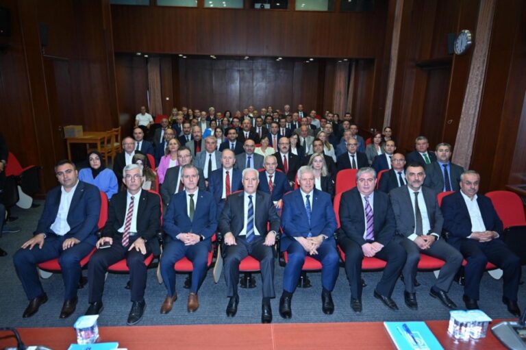 Başkan Bozbey BUSKİ yönetim kadrosuyla buluştu