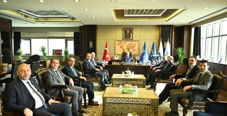 Başkan Bozbey, AK Partili Belediye başkanlarını ağırladı
