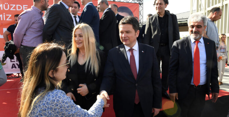 Başkan Aydın personel ile bayramlaştı