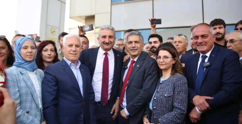 Gemlik Belediyesi’nde Şükrü Deviren Dönemi başladı
