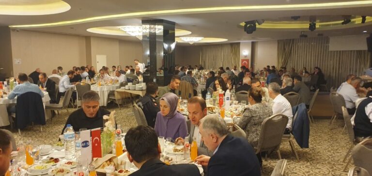 Marmara Kimya İftar Davetinde İlçe Protokolünü Ağırladı