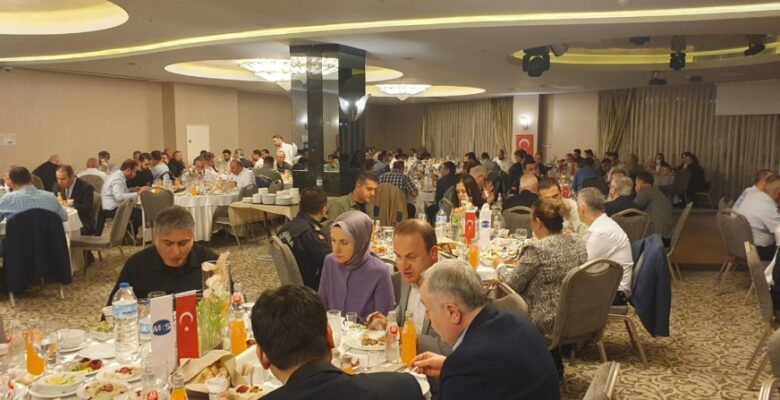 Marmara Kimya İftar Davetinde İlçe Protokolünü Ağırladı