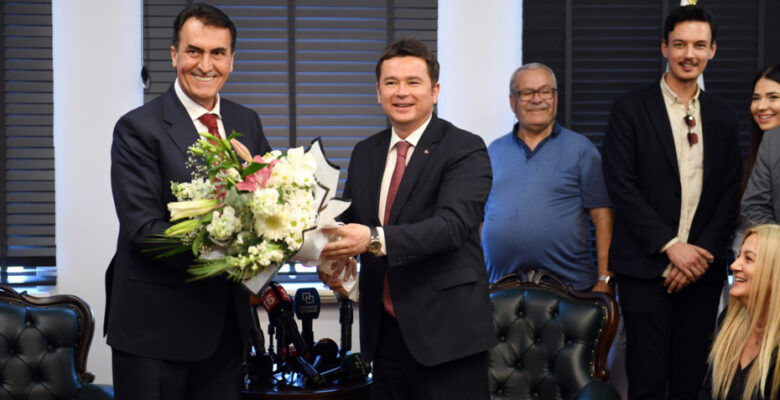 Osmangazi Belediyesi’nde devir teslim gerçekleşti