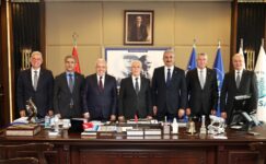 CHP’li belediye başkanlarından Bursa protokolüne ziyaret