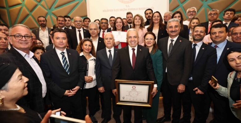 Şadi Özdemir mazbatasını aldı