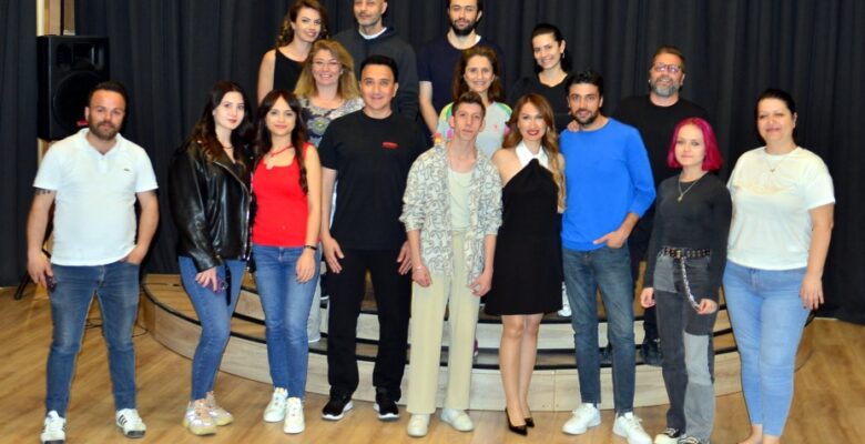 HND Sanat Atölyesi’nde  ilk sahne heyecanı