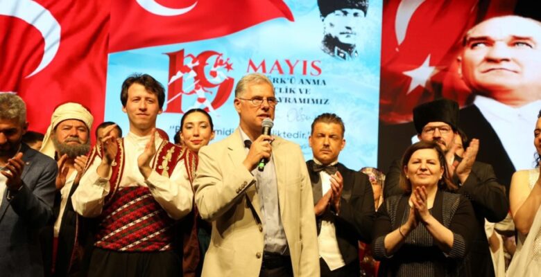 BAYRAMLAR MUDANYA’DA BİR BAŞKA GÜZEL