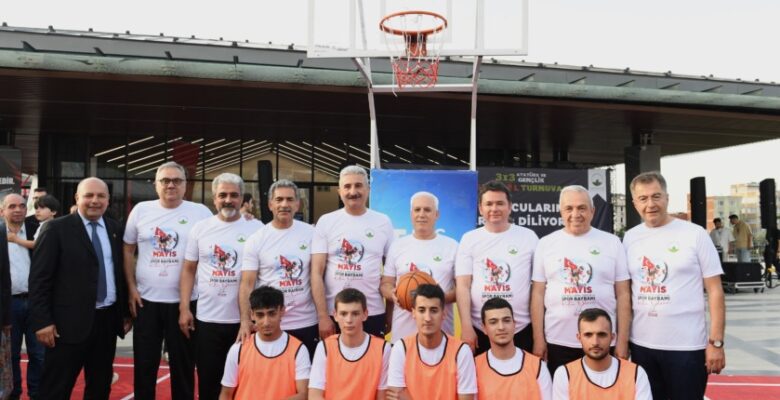 Bu maçın kazananı Atatürk gençliği oldu