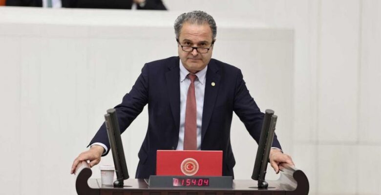 BAYHAN “KALBİNİZE SAPLANAN HANÇERLERİN ÜZERİNDE MUTLAKA 25’E 2 YAZACAK.”