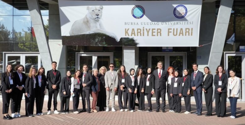 Kariyer Fuarı binlerce öğrenciyi ağırladı