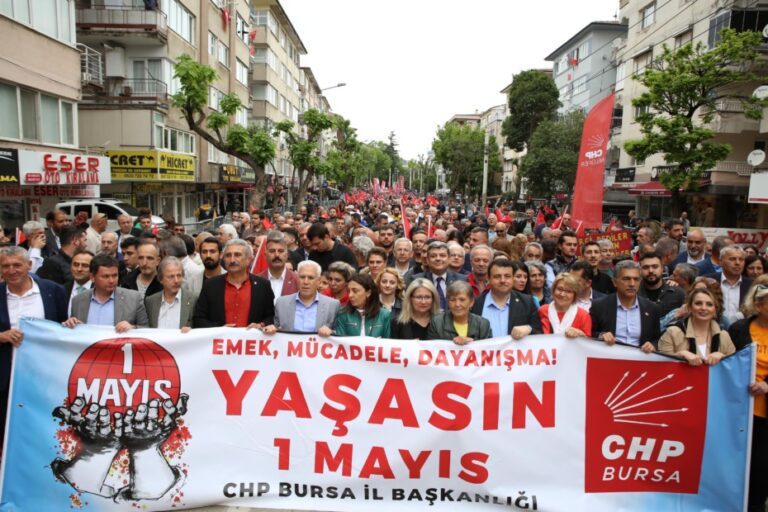 Bursa’da Coşku Dolu 1 Mayıs Kutlaması