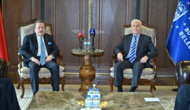 Başkan Bozbey, eski Bakan Cavit Çağlar’ı ağırladı Başkan Bozbey, eski Bakan Cavit Çağlar’ı ağırladı