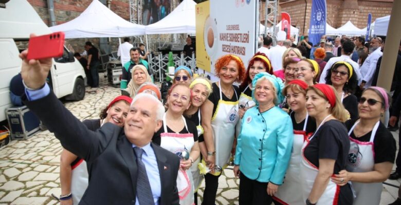 Bursa mutfağı, tarihi meydanda vitrine çıktı