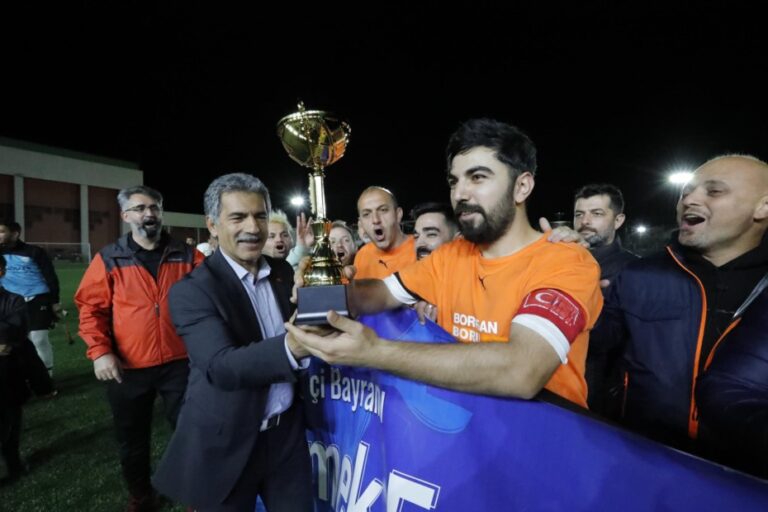 Emek turnuvasının galibi Borusan Boru Oldu