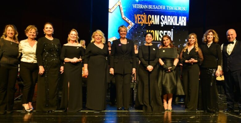 Şarkılarla çocuklara umut oldular