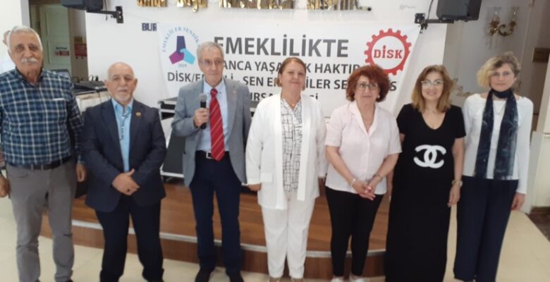 BÜYÜK EMEKLİ MİTİNGİ ÖNCESİNDE KAHVALTIDA BULUŞTULAR