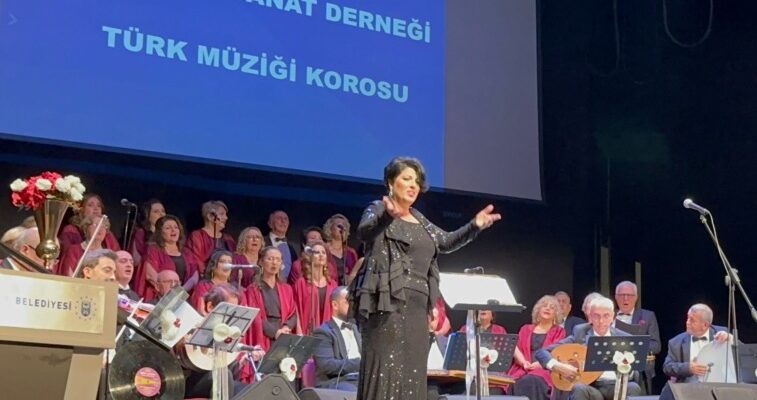 Hoş Sadâ’dan Büyük İlgi Gören Anlamlı Konser