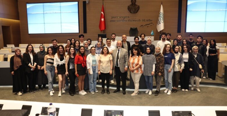 Geleceğin mimarları Nilüfer’i inceledi