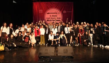 Liseli gençler müzik yetenekleriyle alkışları topladı