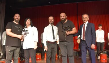  TOPHANE MTAL ÖĞRENCİLERİ ATIK MALZEMELERİ SANATA DÖNÜŞTÜRDÜ