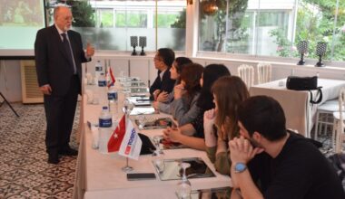TOSYÖV BURSA ÜYELERİNİ BİLGİLENDİRME DEVAM EDİYOR…