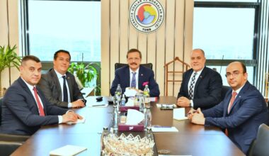 GTSO Yönetimi Hisarcıklıoğlu ile bir araya geldi